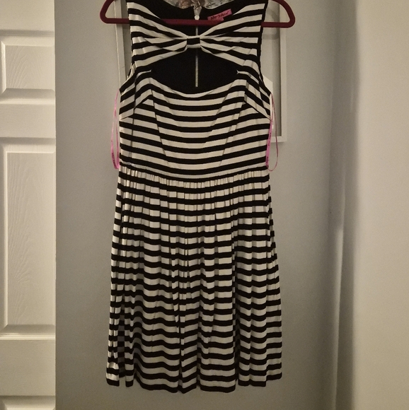 Betsey Johnson Black and White Striped Dress - Picture 1 of 2